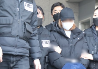 '구미 여아 친모 미스터리'…인근 산부인과 170여곳 압수수색